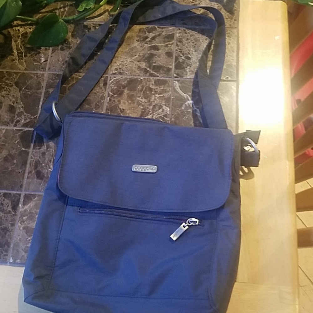Baggallini bag
